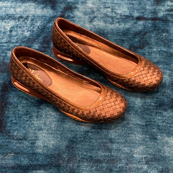 Cole Haan G Series Nike Air Flats - Picture 4 of 5